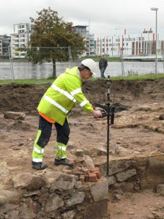 Mätning av behuggna kvaderstedarna i Carolus kasematt