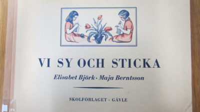 Foto på en bok med texten 