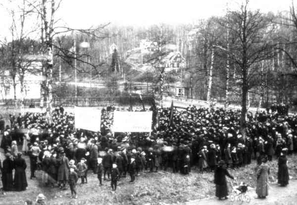 Maj demonstration