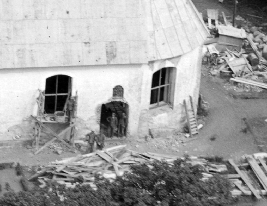 Sundbärgs barockkyrka flygbild kordetalj